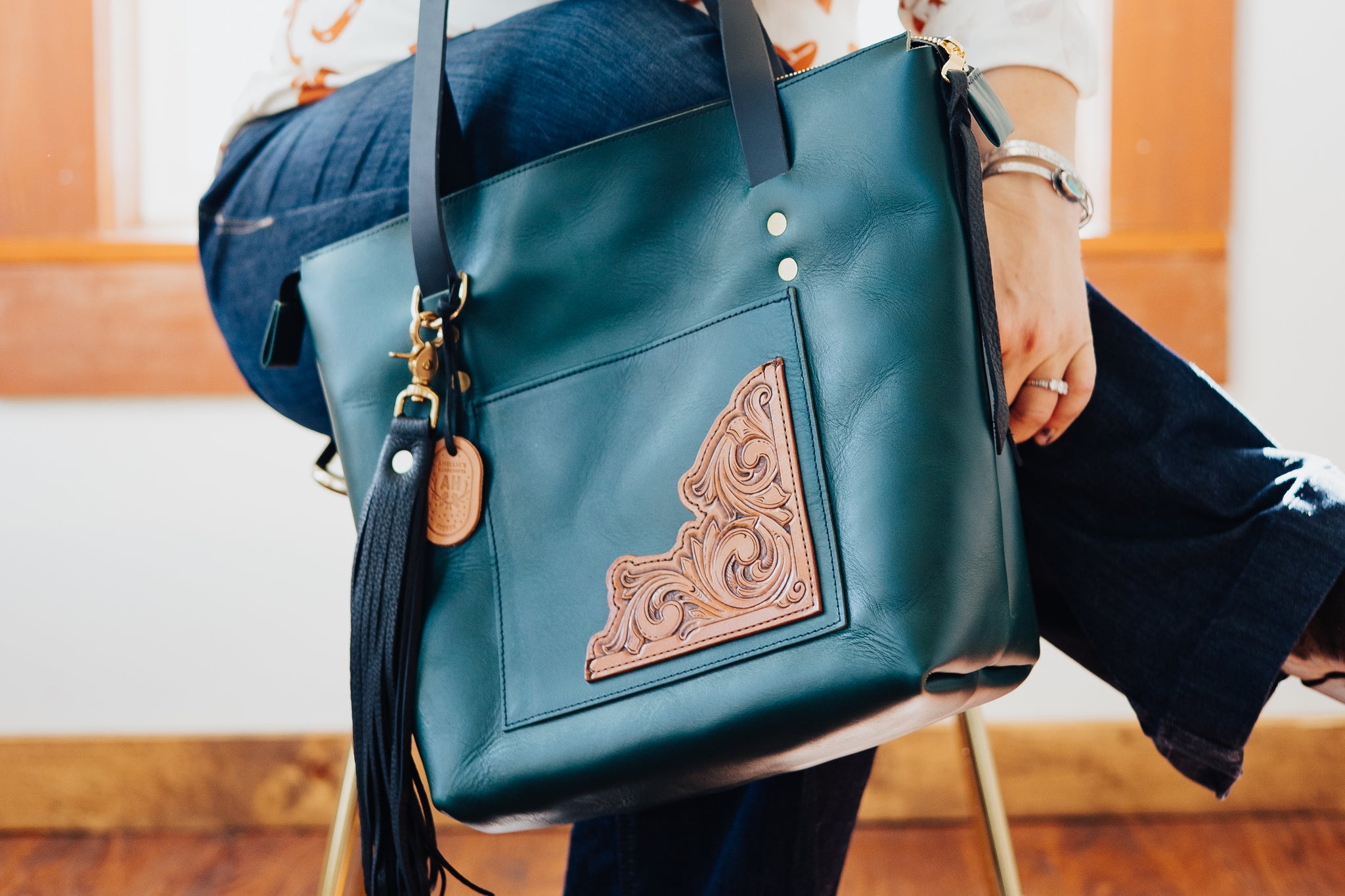 Zippered Belle Tote - Green with Tooled patch