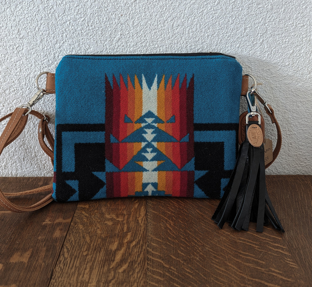 Sanora cross body - Chief Joseph Turquoise w/ Tassel