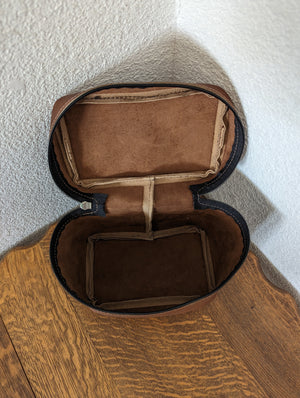 Toiletry Bag - Brown