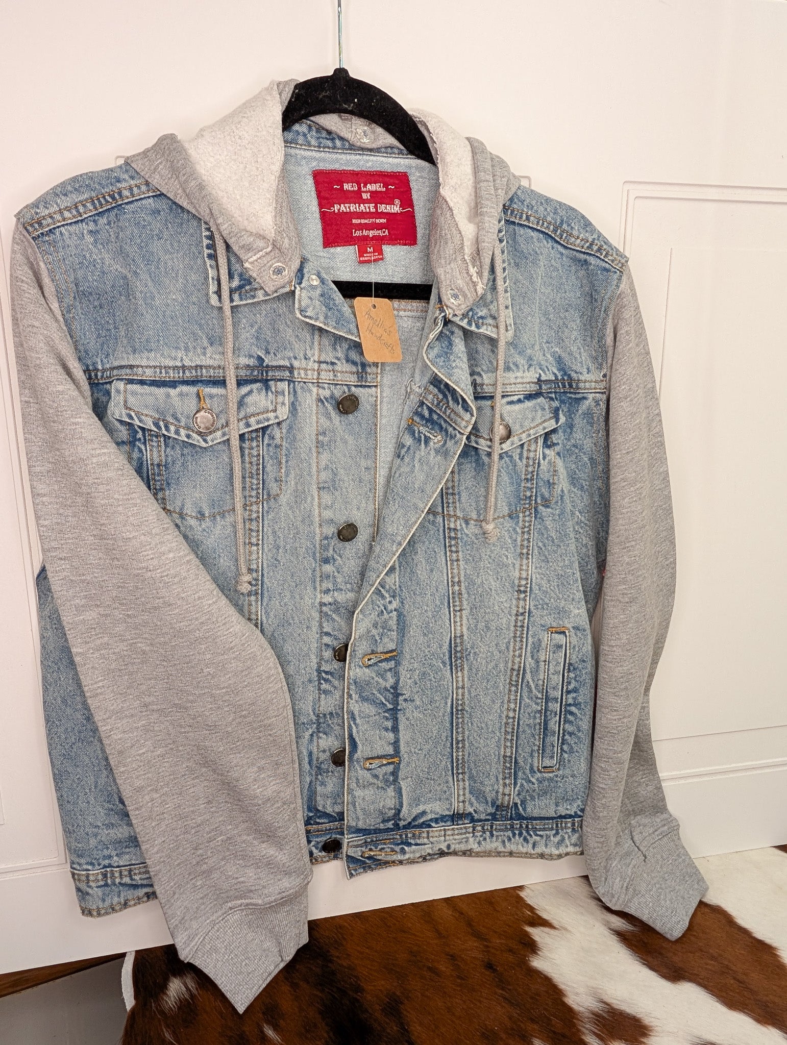Boyfriend's Jacket For the Roomy and Relaxed Fit